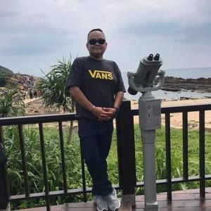 Meet your Posher, Jonathan